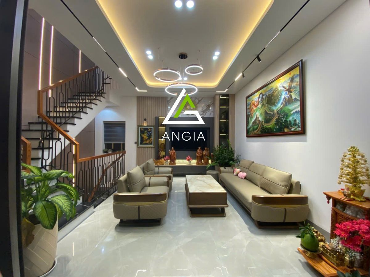 Nhà Phù Đổng Thiên Vương - Giá: 11ty5