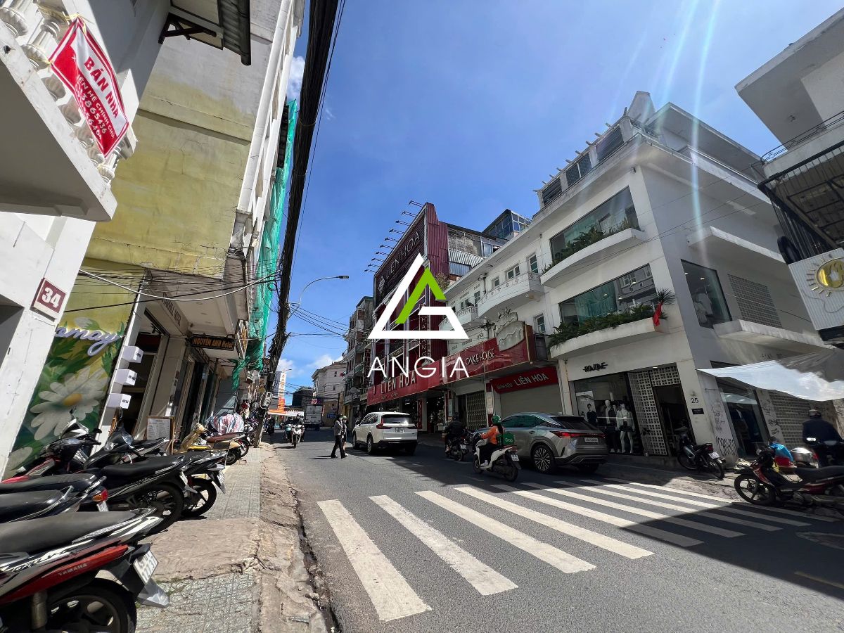 Nhà mặt tiền đường Ba Tháng Hai (đường 3/2) - Giá: 33ty