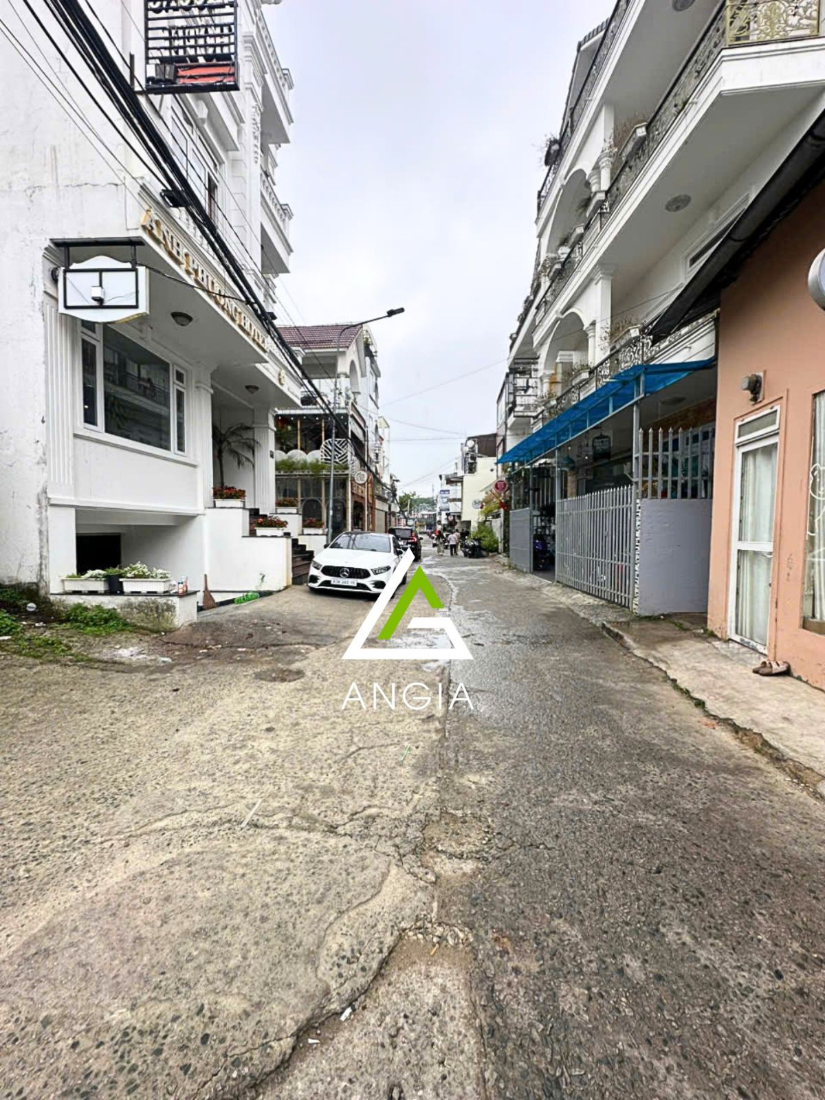 Đất Nguyễn Công Trứ - Giá: 30ty