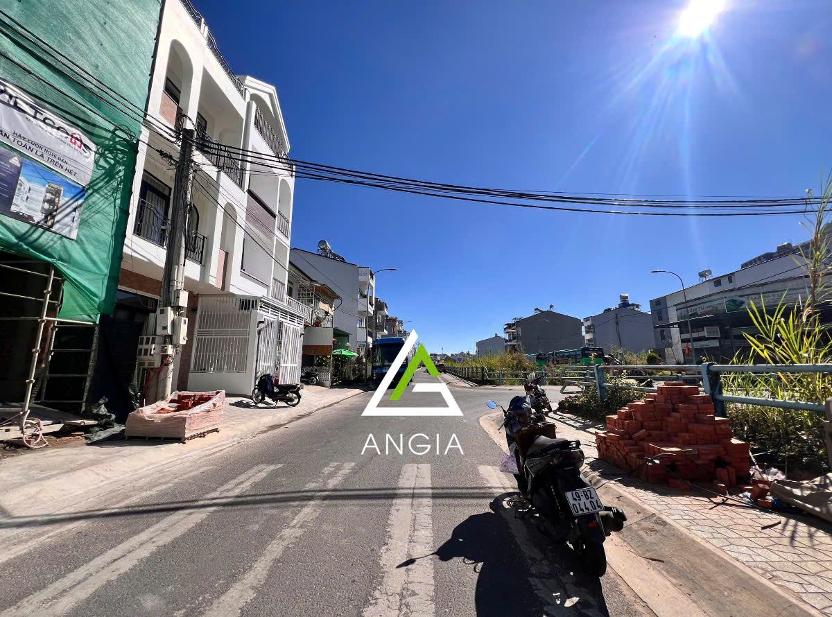 Đất KQH Phạm Hồng Thái - Giá: 13ty5