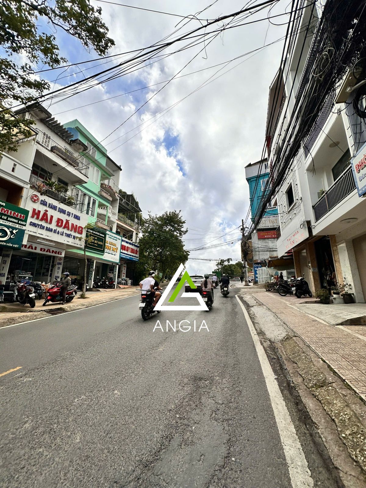 Nhà mặt tiền Hải Thượng - Giá: 25ty