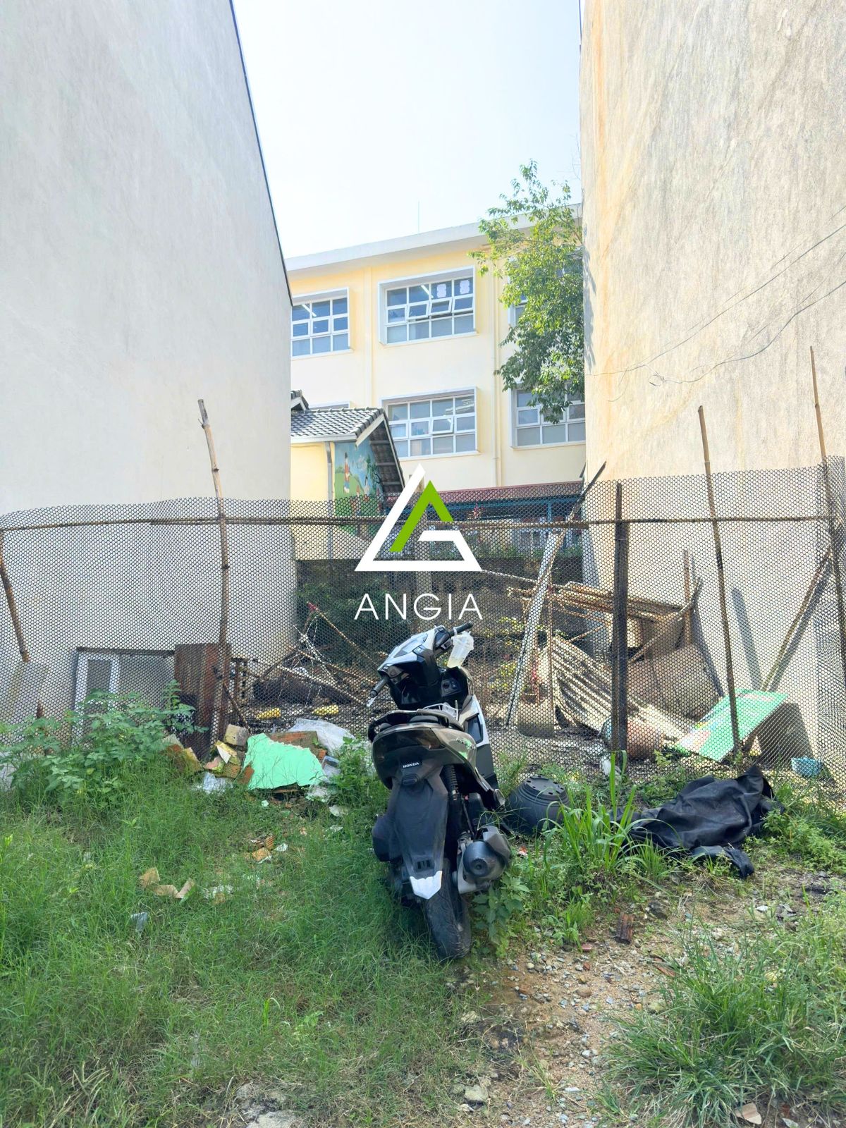 Đất Bùi Thị Xuân - Giá: 4ty2
