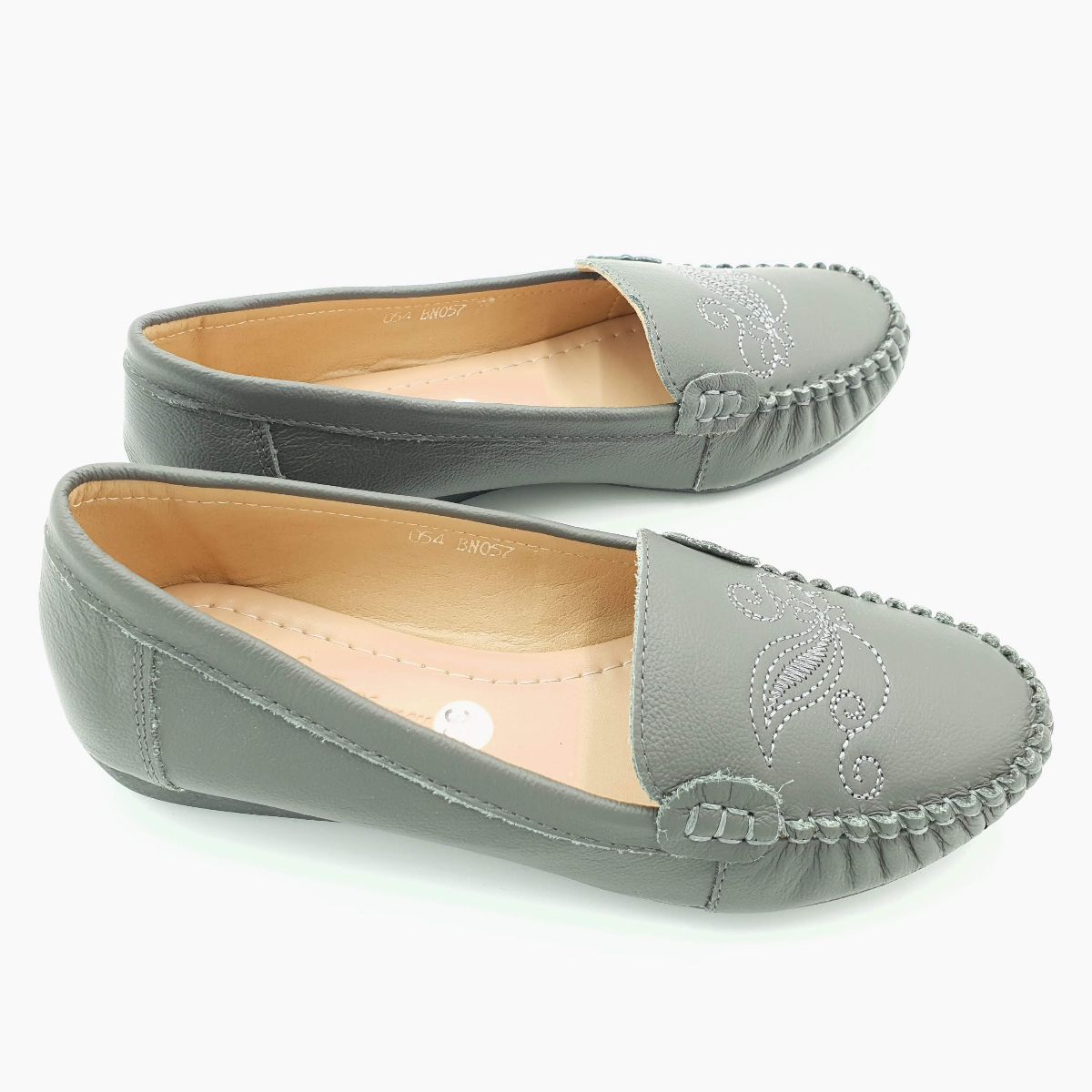 Giày mọi nữ mũi tròn Hải Nancy da bò hạt mềm BN057X