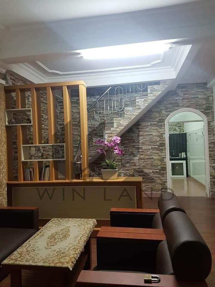 Nhà Hoàng Diệu - Giá: 3ty950