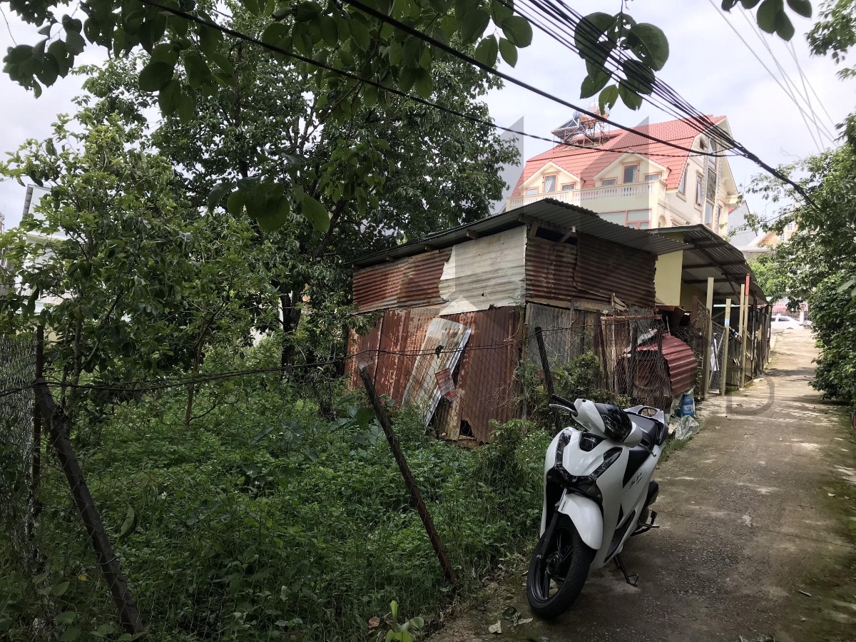 Đường Lý Thường Kiệt - Giá: 12ty1
