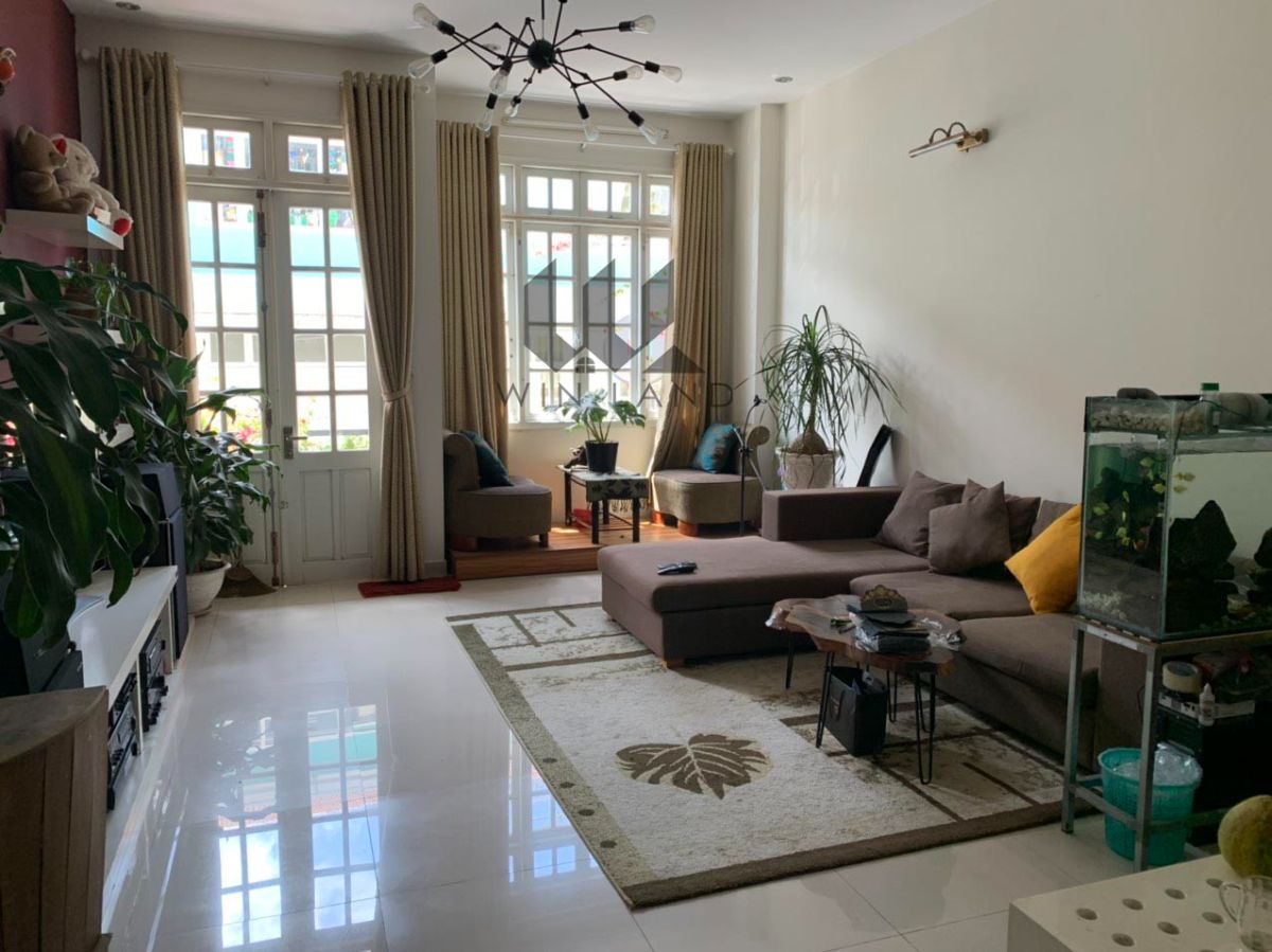 Nhà KQH Bà Triệu - Giá: 14ty5
