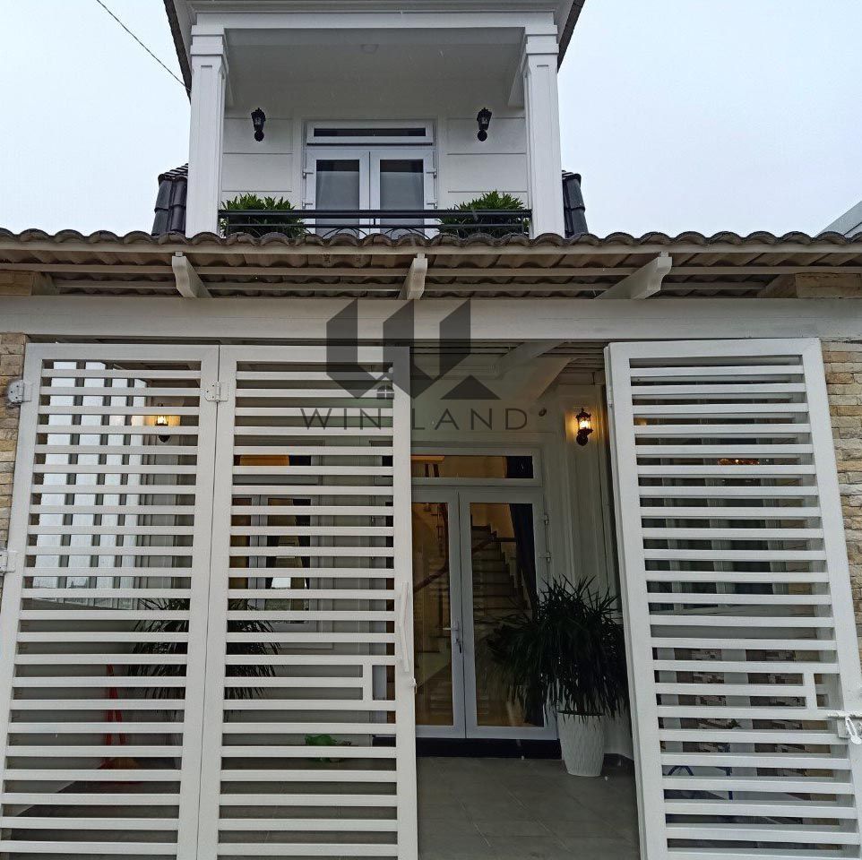 Nhà Mặt tiền Trịnh Hoài Đức - Giá: 5ty6