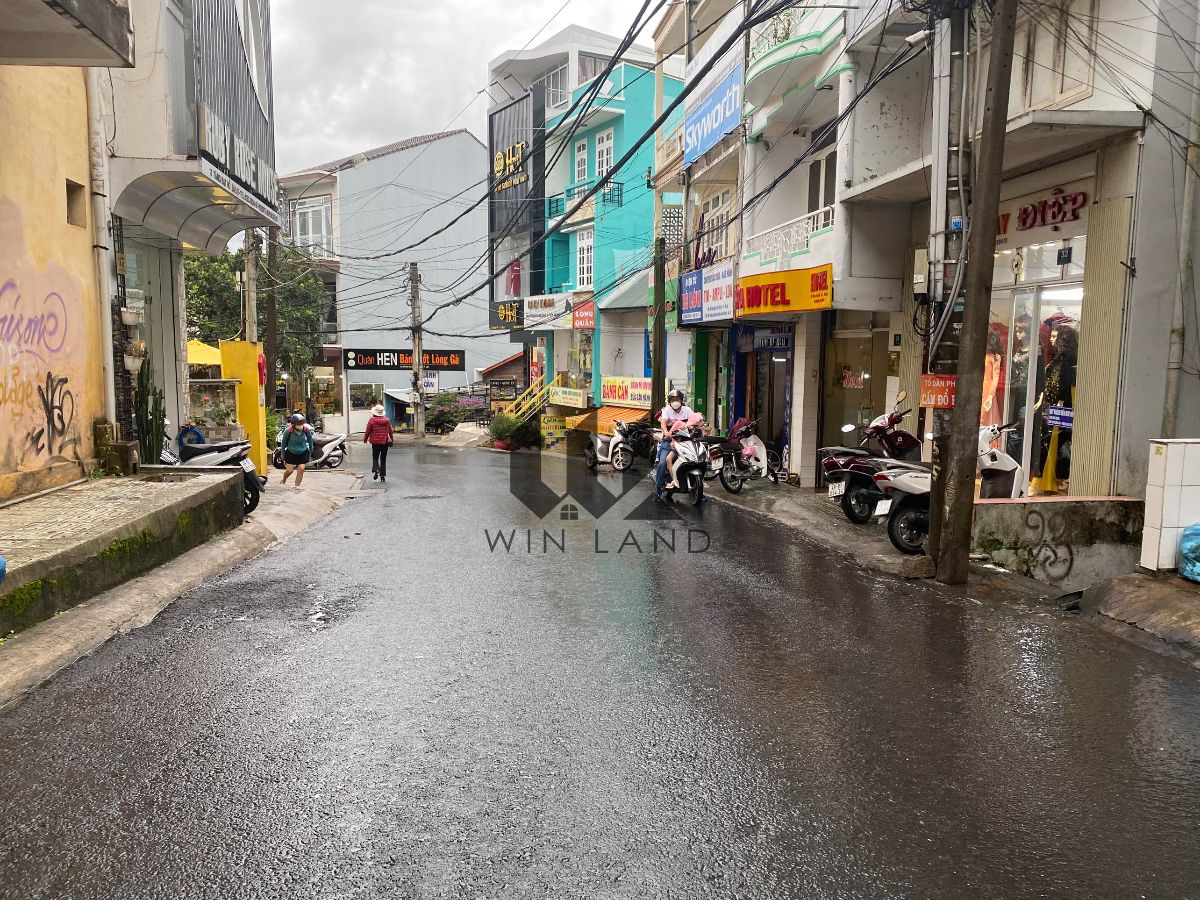 Nhà Mặt tiền Tăng Bạt Hổ - Giá: 40ty