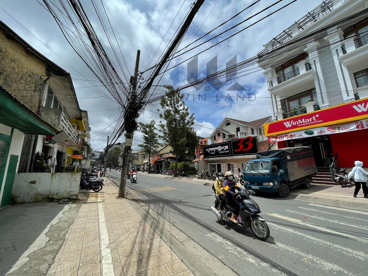 Nhà Mặt tiền Hoàng Diệu - Giá: 15ty