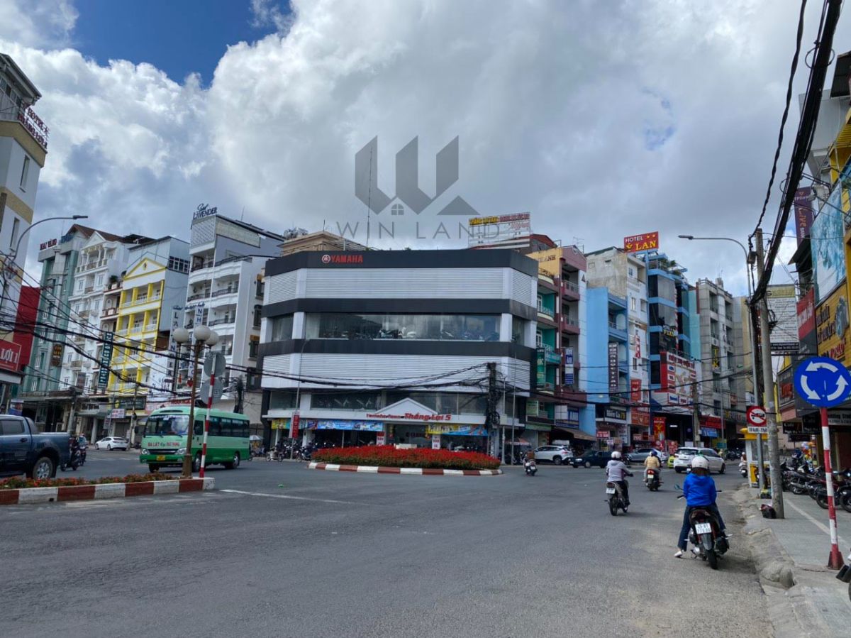 Nhà Mặt tiền Ba Tháng Hai - Giá: 24ty