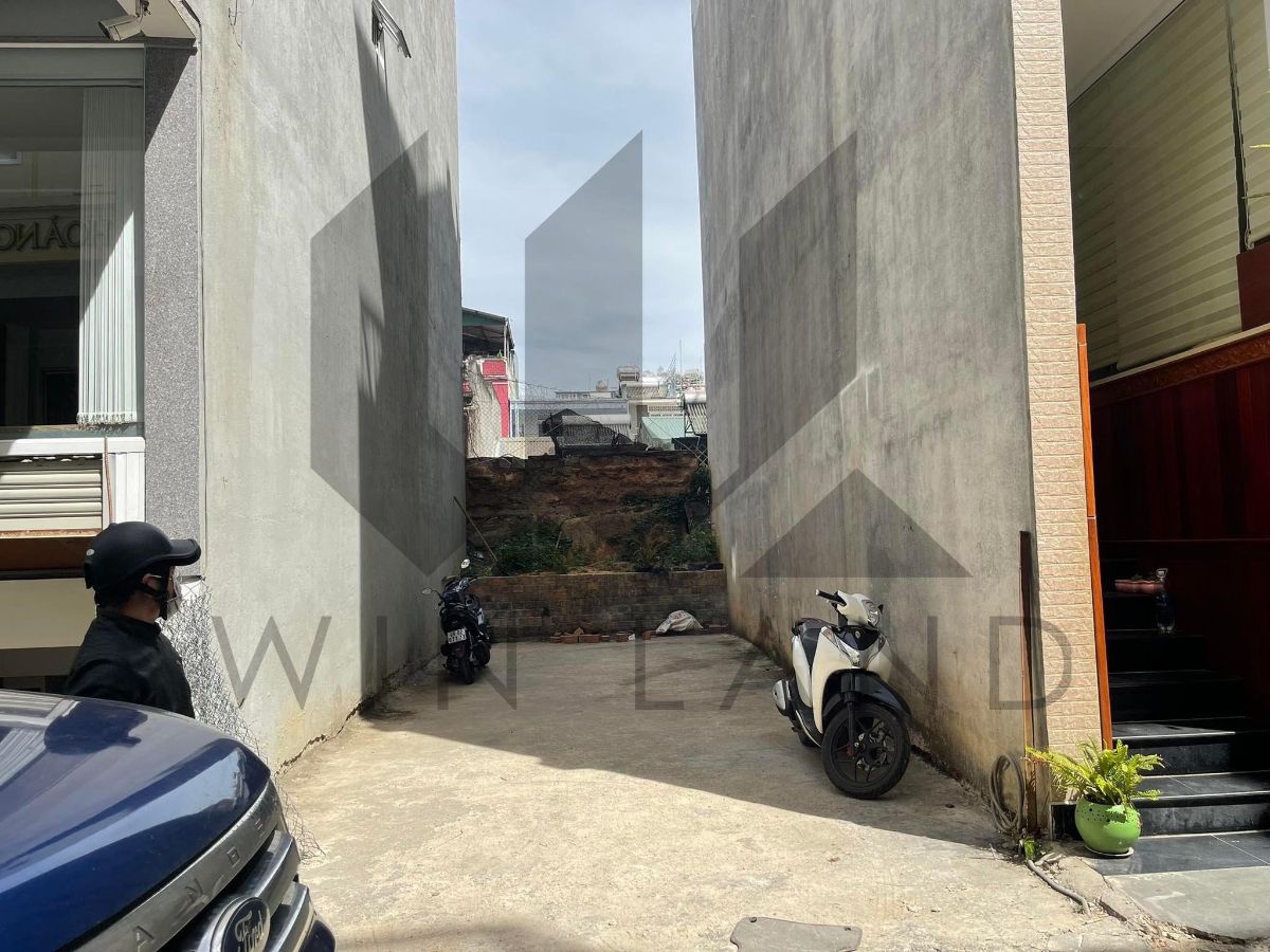Đất Bà Triệu - Giá: 8ty5