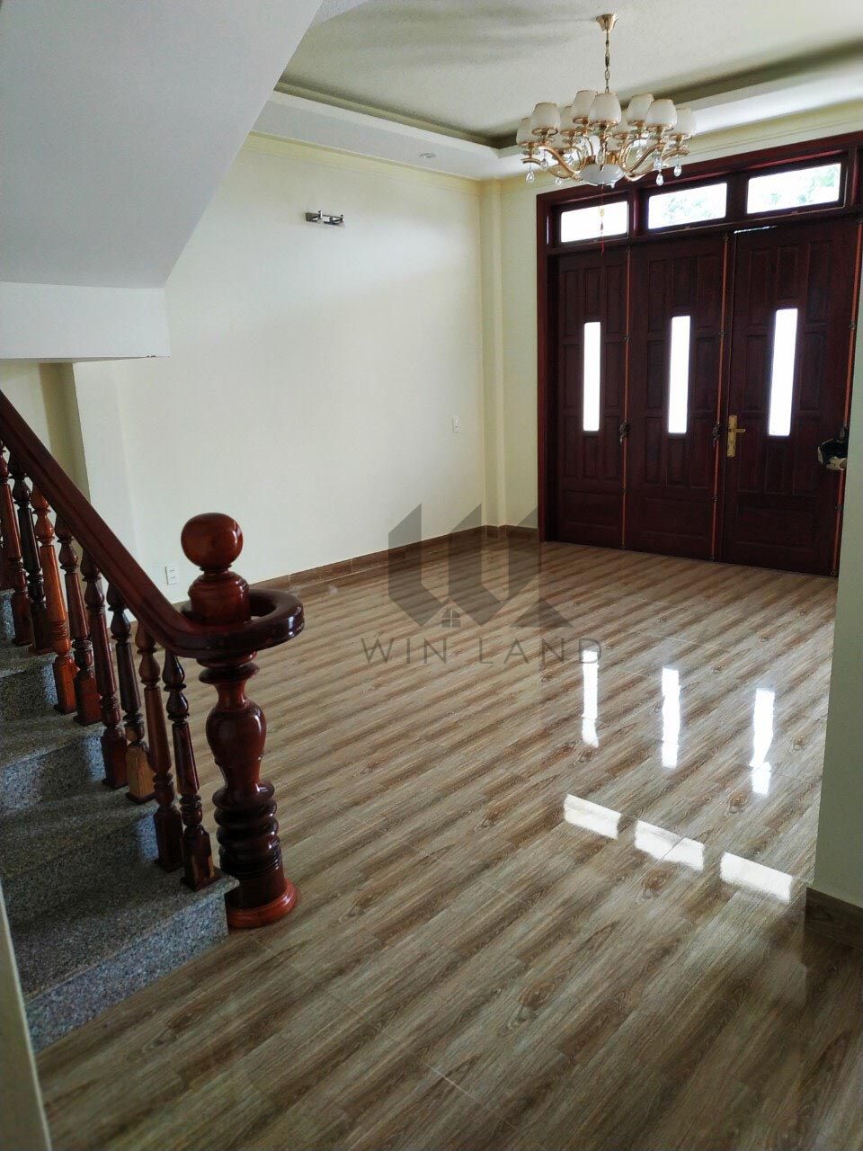 Nhà KQH Huỳnh Tấn Phát - Giá: 6ty2
