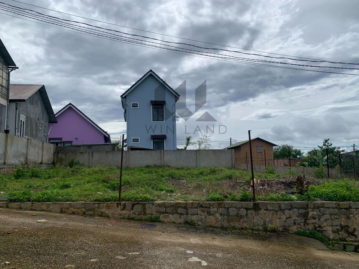 Đất Măng Lin - Giá: 6ty5 