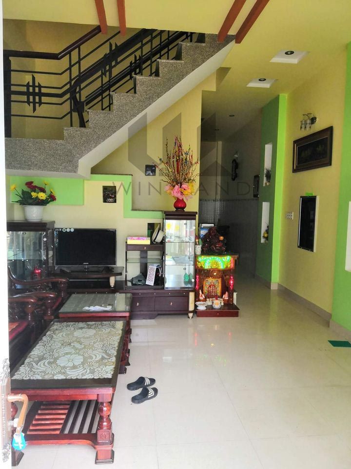 Nhà KQH Hoàng Diệu - Giá: 10ty 