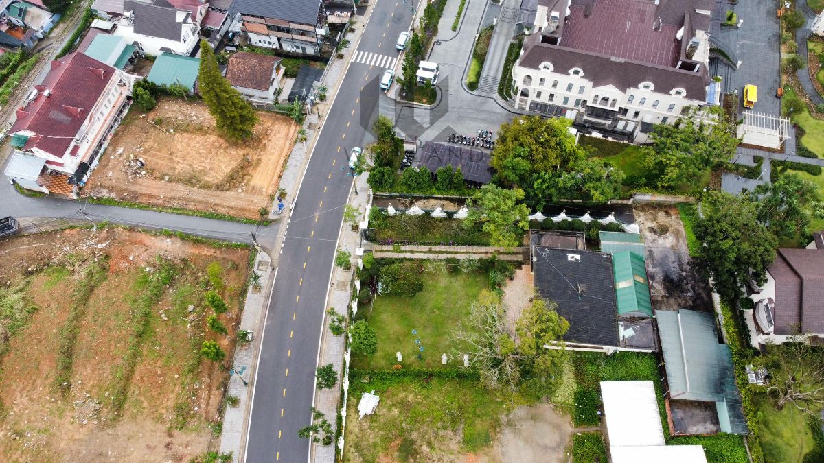 Đất Nguyễn Du - Giá: 32ty
