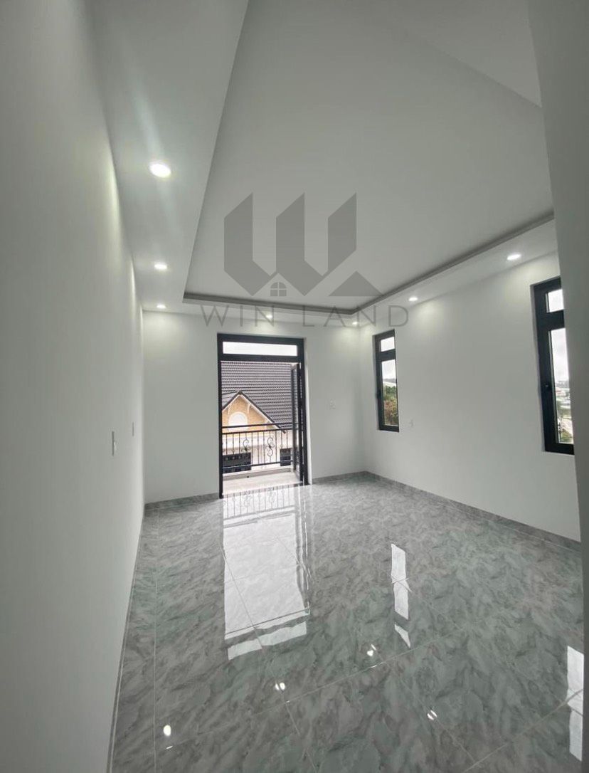 Nhà Huỳnh Tấn Phát - Giá: 3ty5