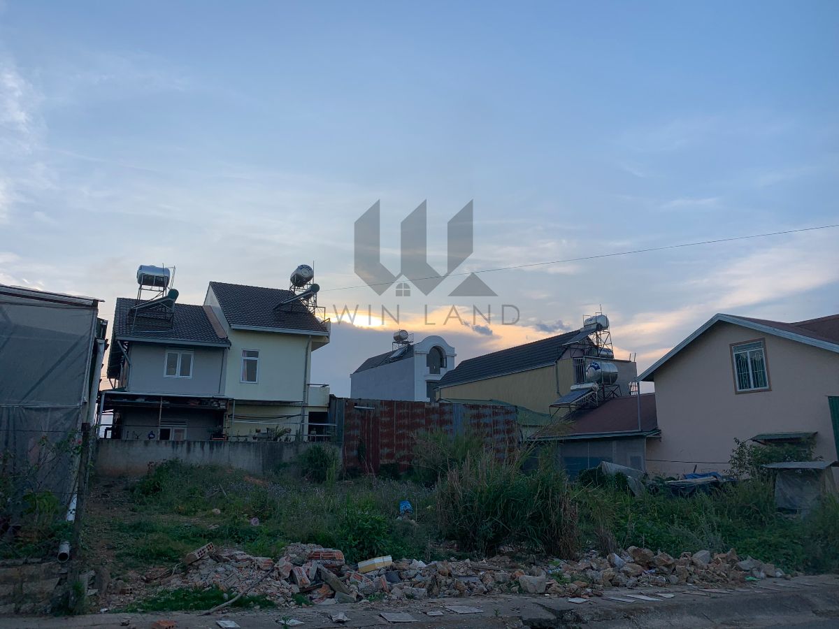 Đất KQH Huỳnh Tấn Phát - Giá: 9ty5