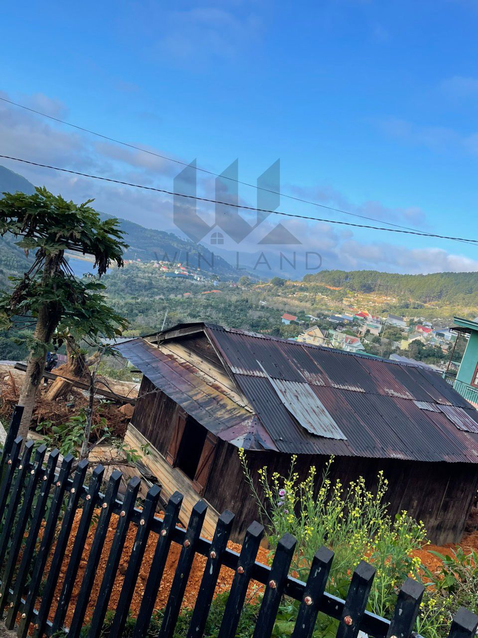 Đất view hồ Mặt tiền Xuân Sơn, xã Xuân Trường - Giá: 9ty5