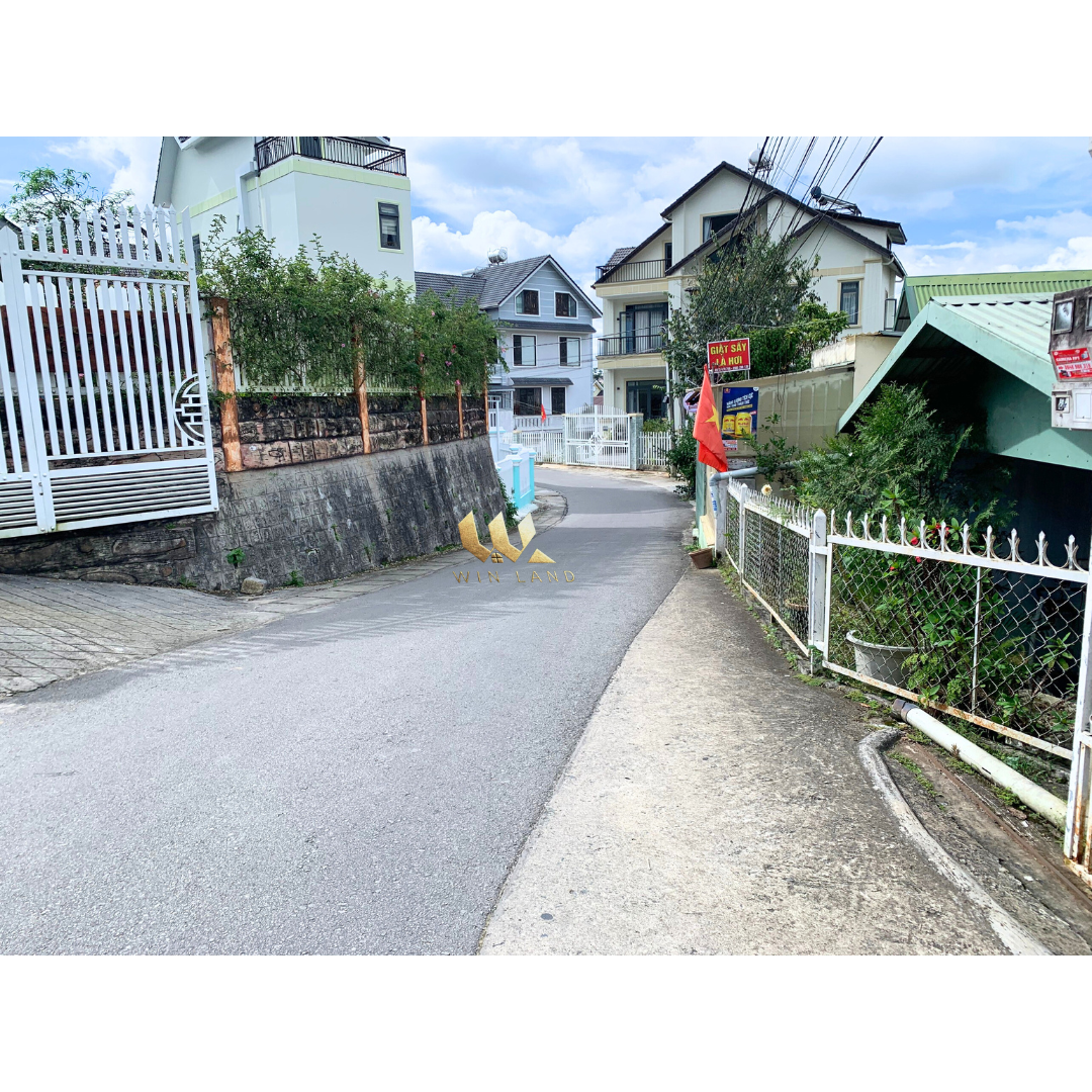 Đất Phạm Hồng Thái - Giá: 4ty2