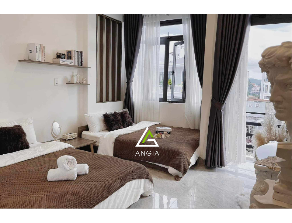 Nhà mặt tiền Cổ Loa - Giá: 11ty7