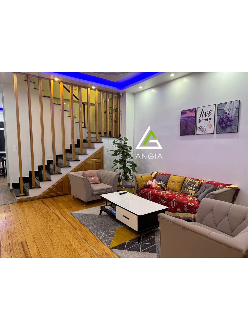 Nhà Trịnh Hoài Đức - Giá: 5ty5