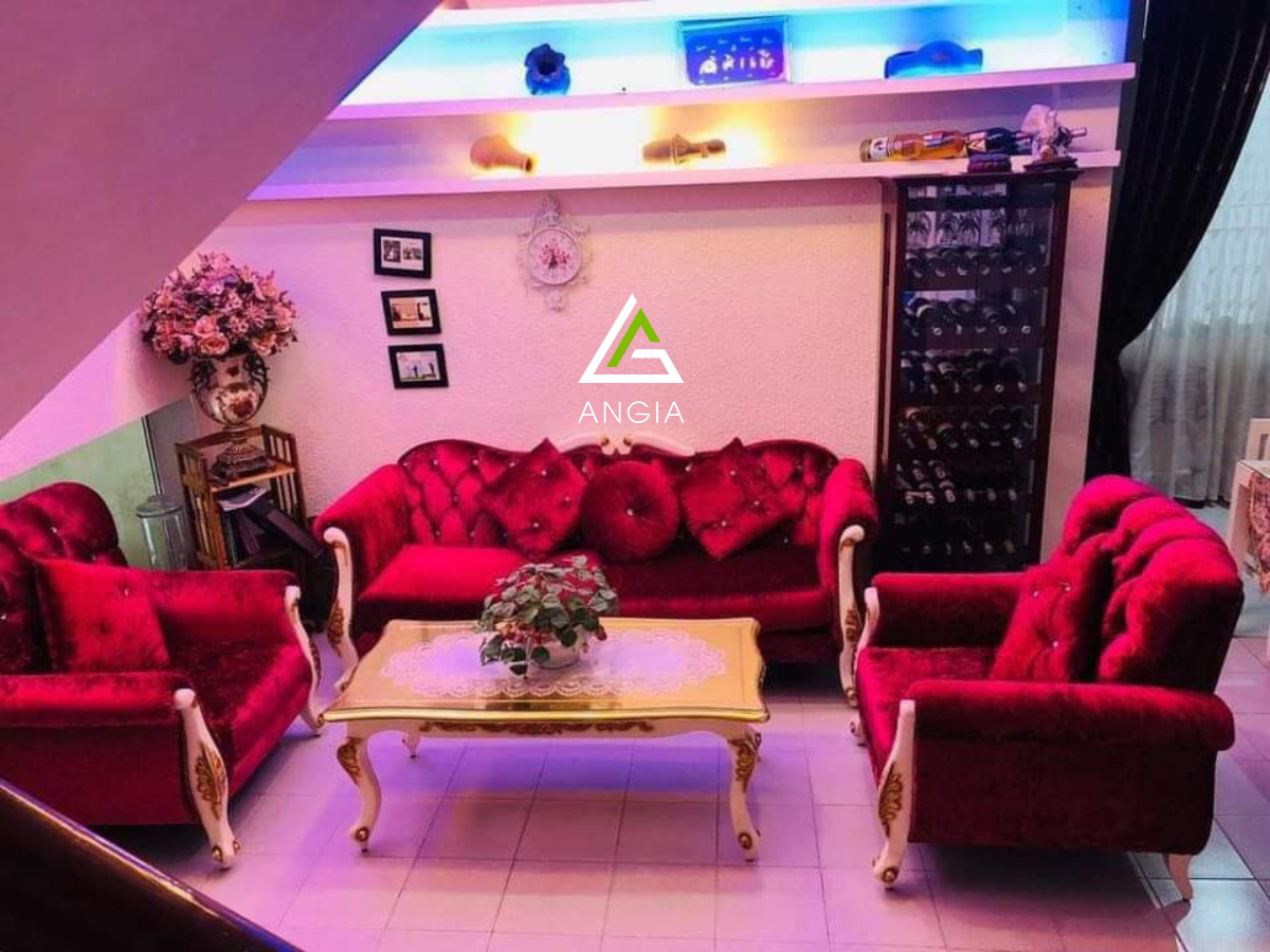 Nhà mặt tiền Nguyễn Văn Trỗi - Giá: 14ty5