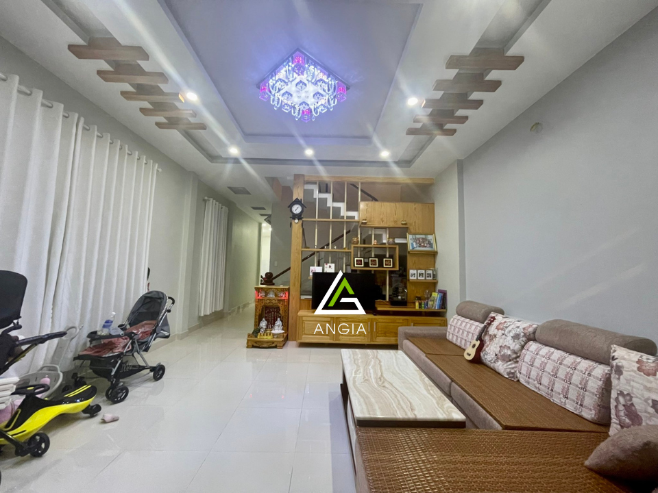 Nhà KQH Nguyễn Trung Trực - Giá: 10 tỷ, tlcc