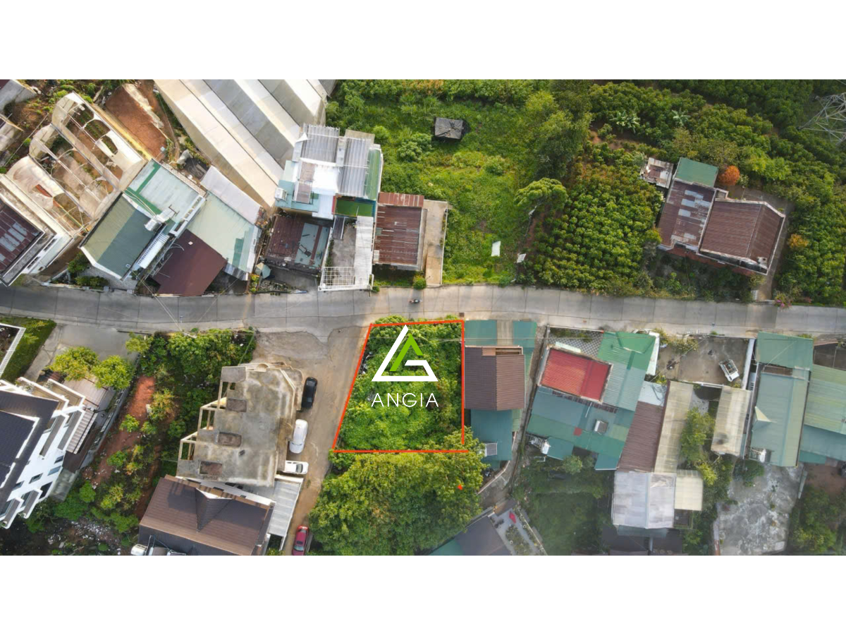Đất Hoàng Hoa Thám - Giá: 9ty6
