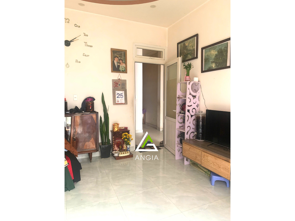 Nhà Đoàn Thị Điểm - Giá: 6ty5
