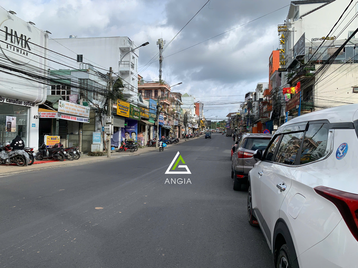 Nhà mặt tiền Nguyễn Công Trứ - Giá: 58ty