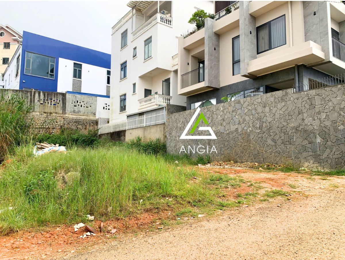 Đất Hùng Vương - Giá: 20ty