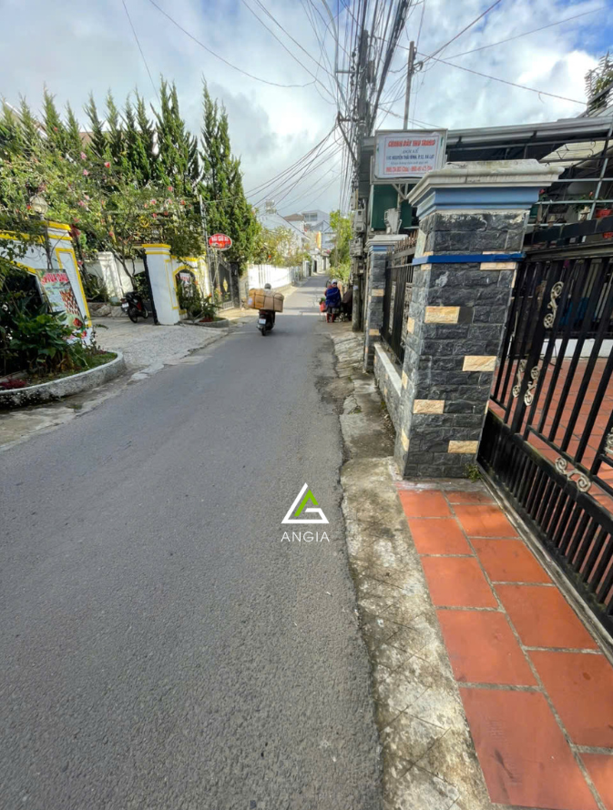 Nhà Phan Chu Trinh - Giá: 12ty5