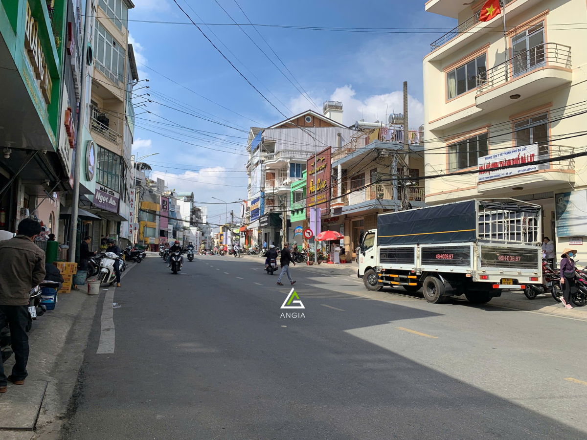 Nhà mặt tiền Phan Đình Phùng - Giá: 15ty5