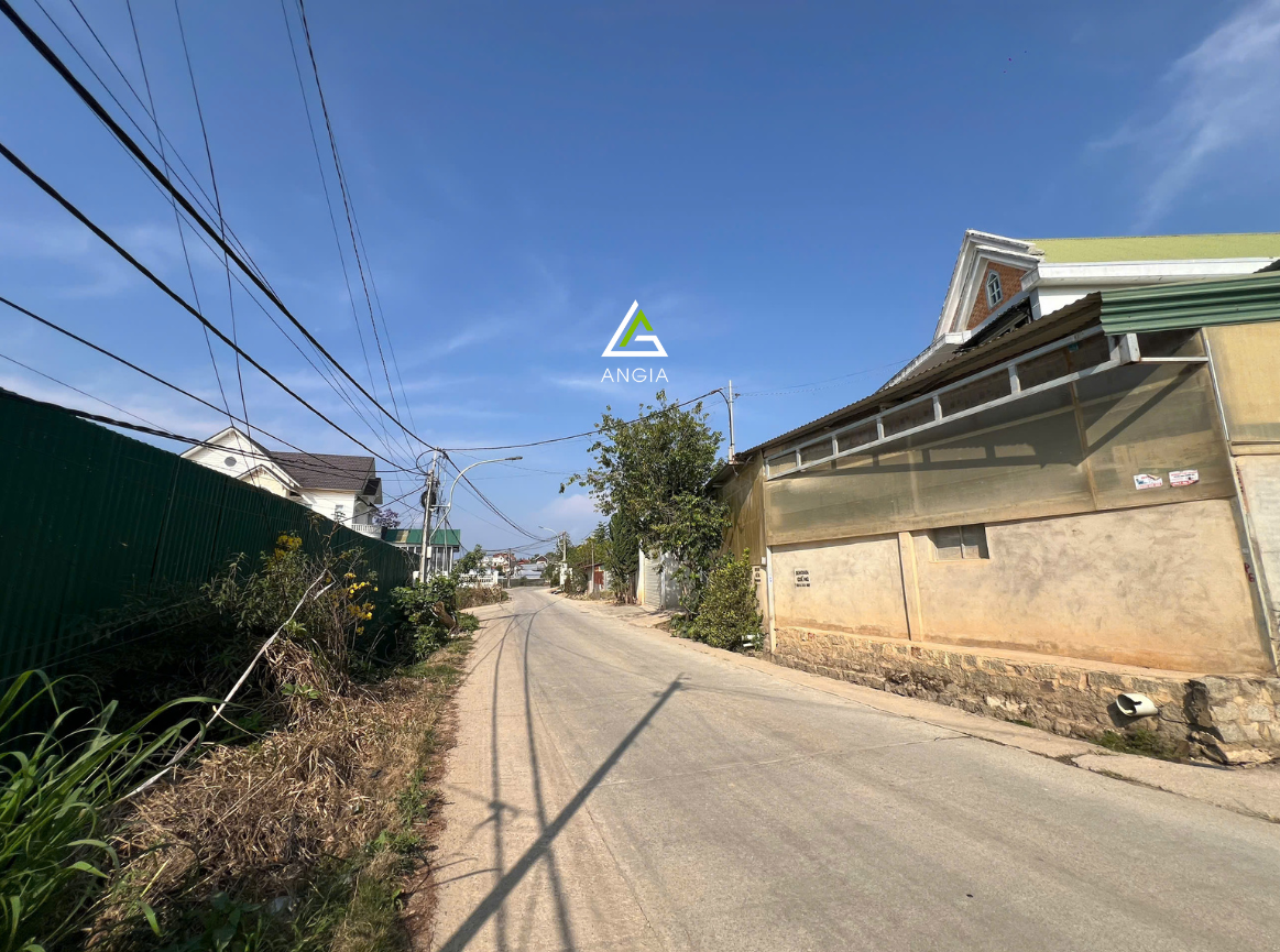 Đất Mặt tiền Lâm Văn Thạnh - Giá: 12ty