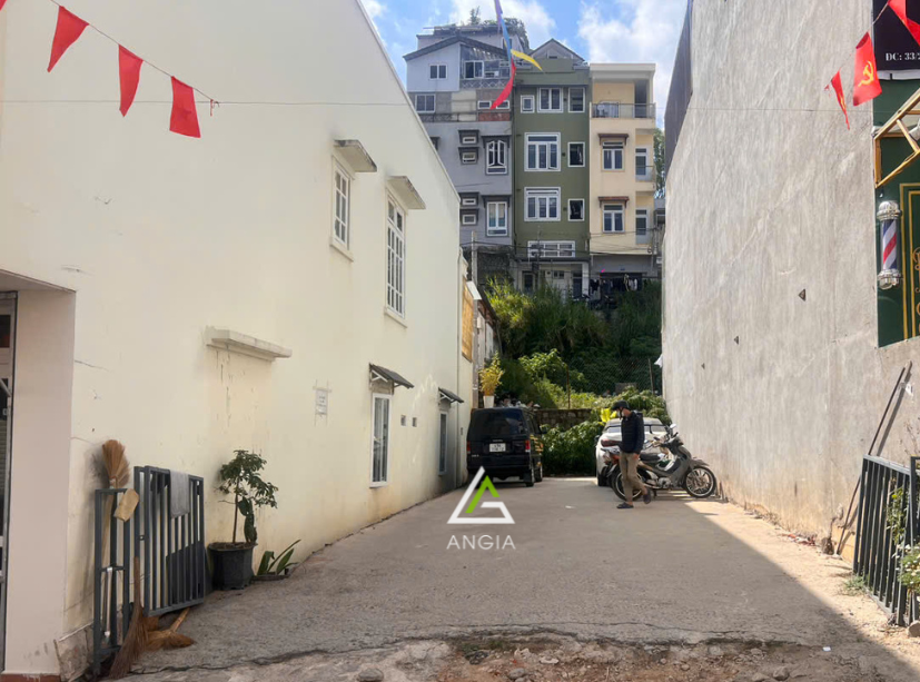Đất Nguyễn Công Trứ - Giá: 10ty