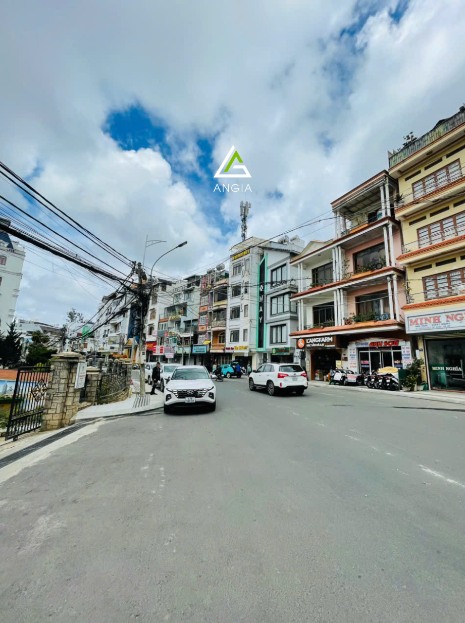 Đất Mặt tiền Bùi Thị Xuân - Giá: 45ty