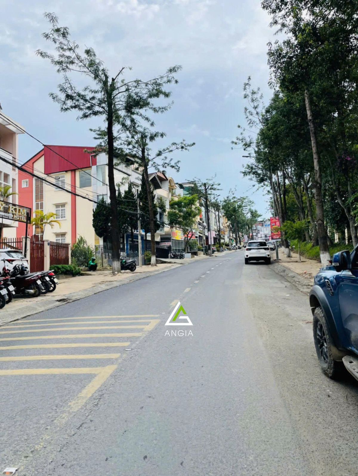 Nhà 2 mặt tiền Trần Lê - Giá: 36ty