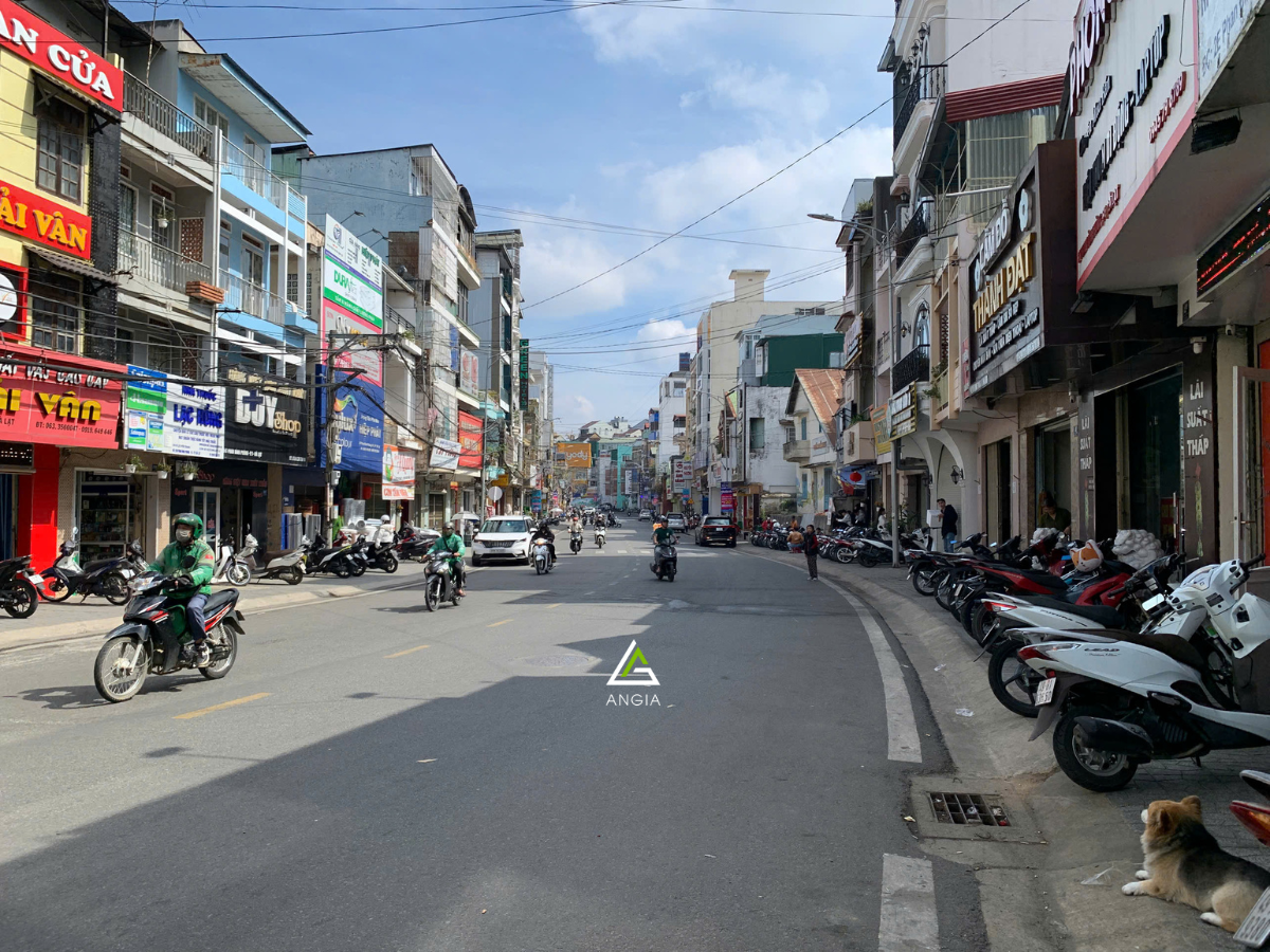 Nhà mặt tiền Phan Đình Phùng - Giá: 22ty