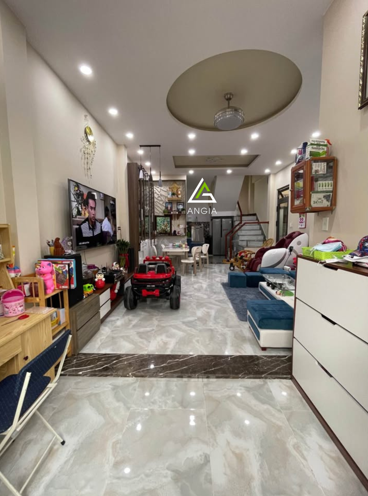 Nhà Nguyễn Công Trứ - Giá: 10ty9