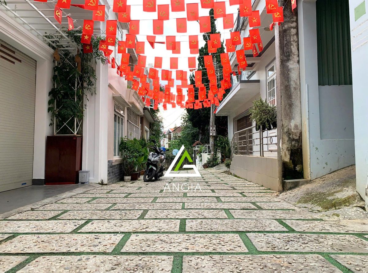Đất Phan Đình Phùng - Giá: 8ty9