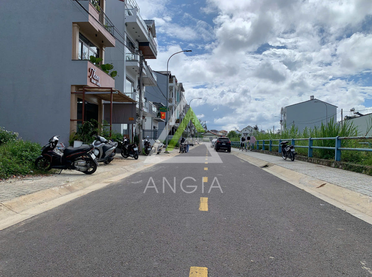 Nhà KQH Phạm Hồng Thái - Giá: 10ty5