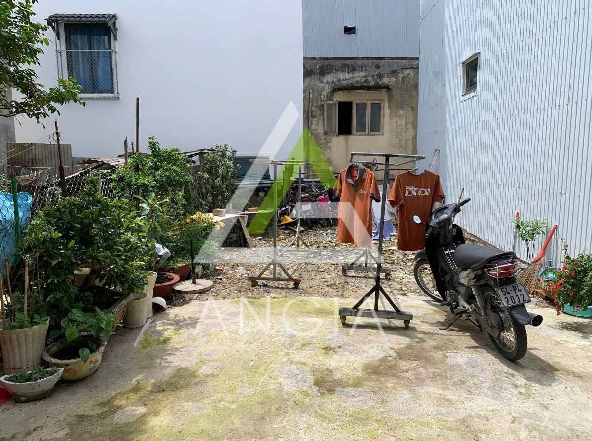 Đất Hai Bà Trưng - Giá: 4ty2
