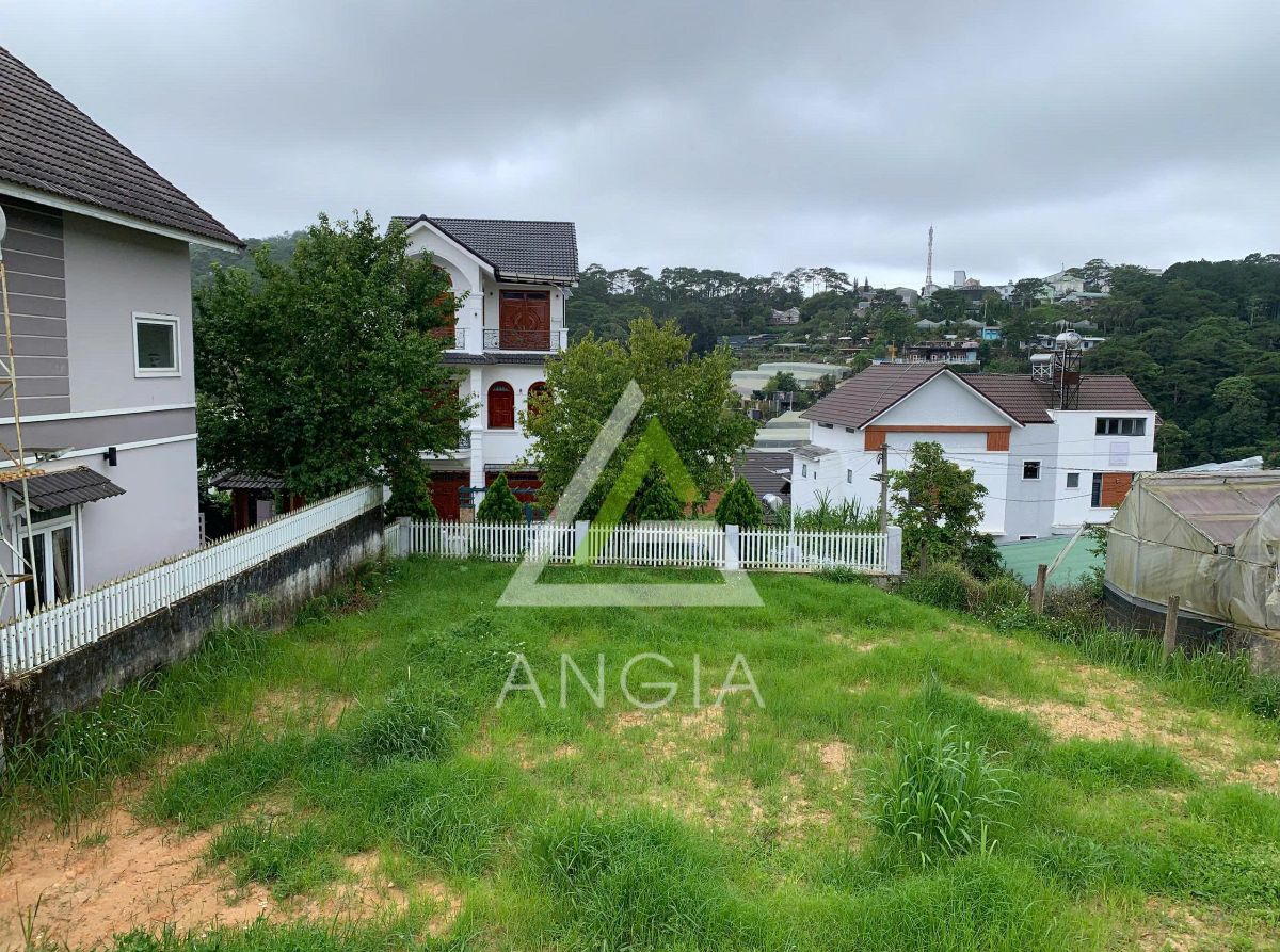 Đất Trịnh Hoài Đức - Giá: 20ty