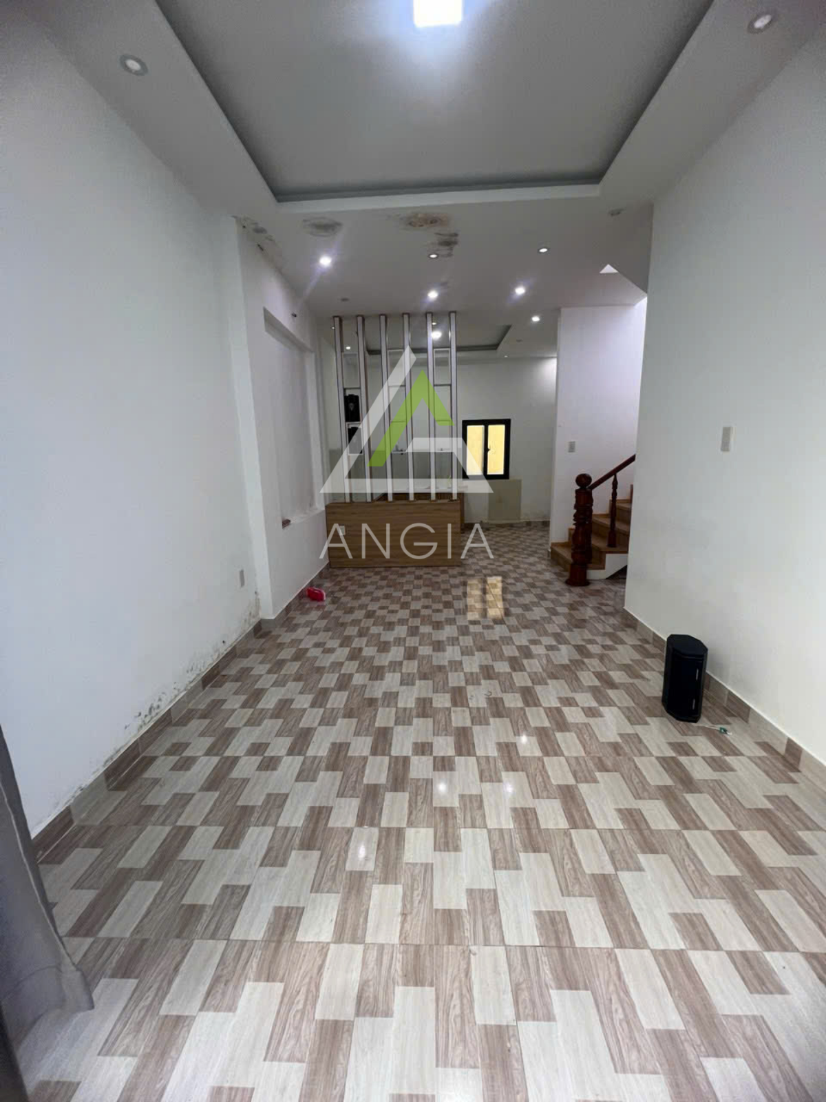 Nhà Ngô Quyền - Giá: 4ty5