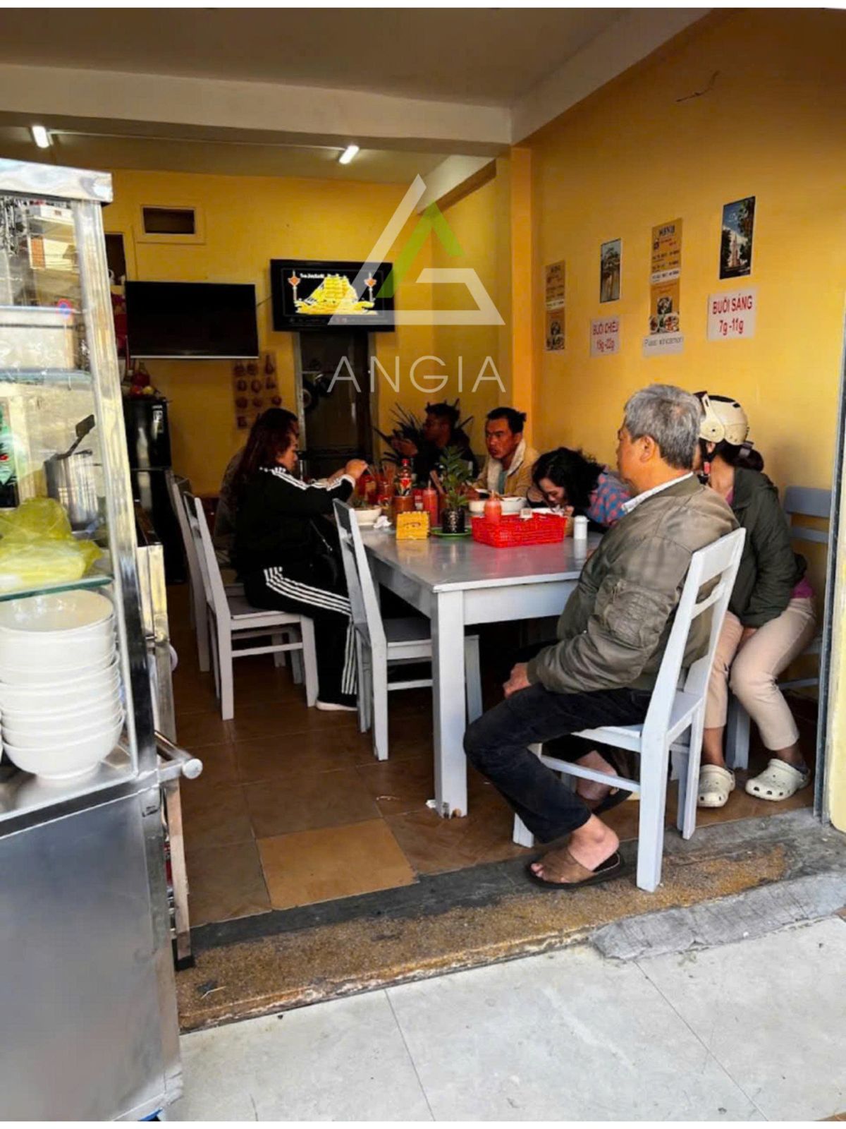 Nhà mặt tiền Hai Bà Trưng - Giá: 7ty2