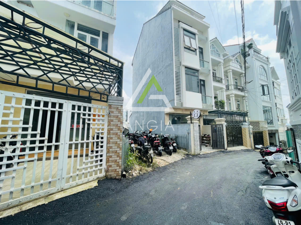 Đất Phù Đổng Thiên Vương - Giá: 6ty8