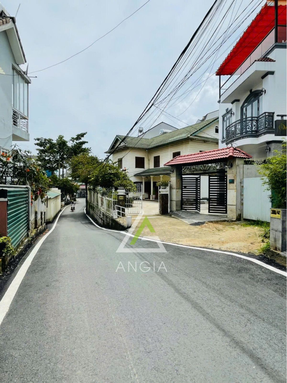 Đất Nguyễn Công Trứ - Giá: 8ty5