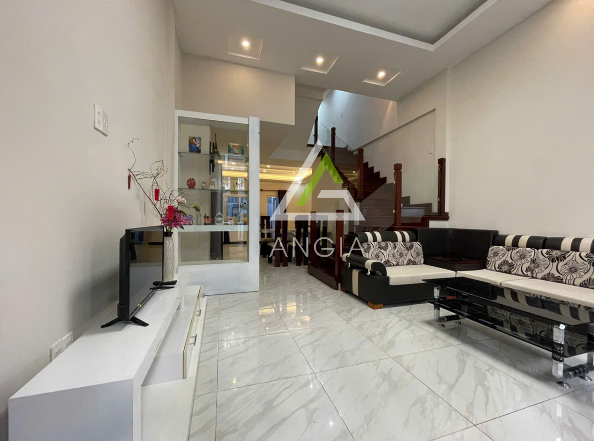 Nhà Phù Đổng Thiên Vương (Anada)- Giá: 8ty5