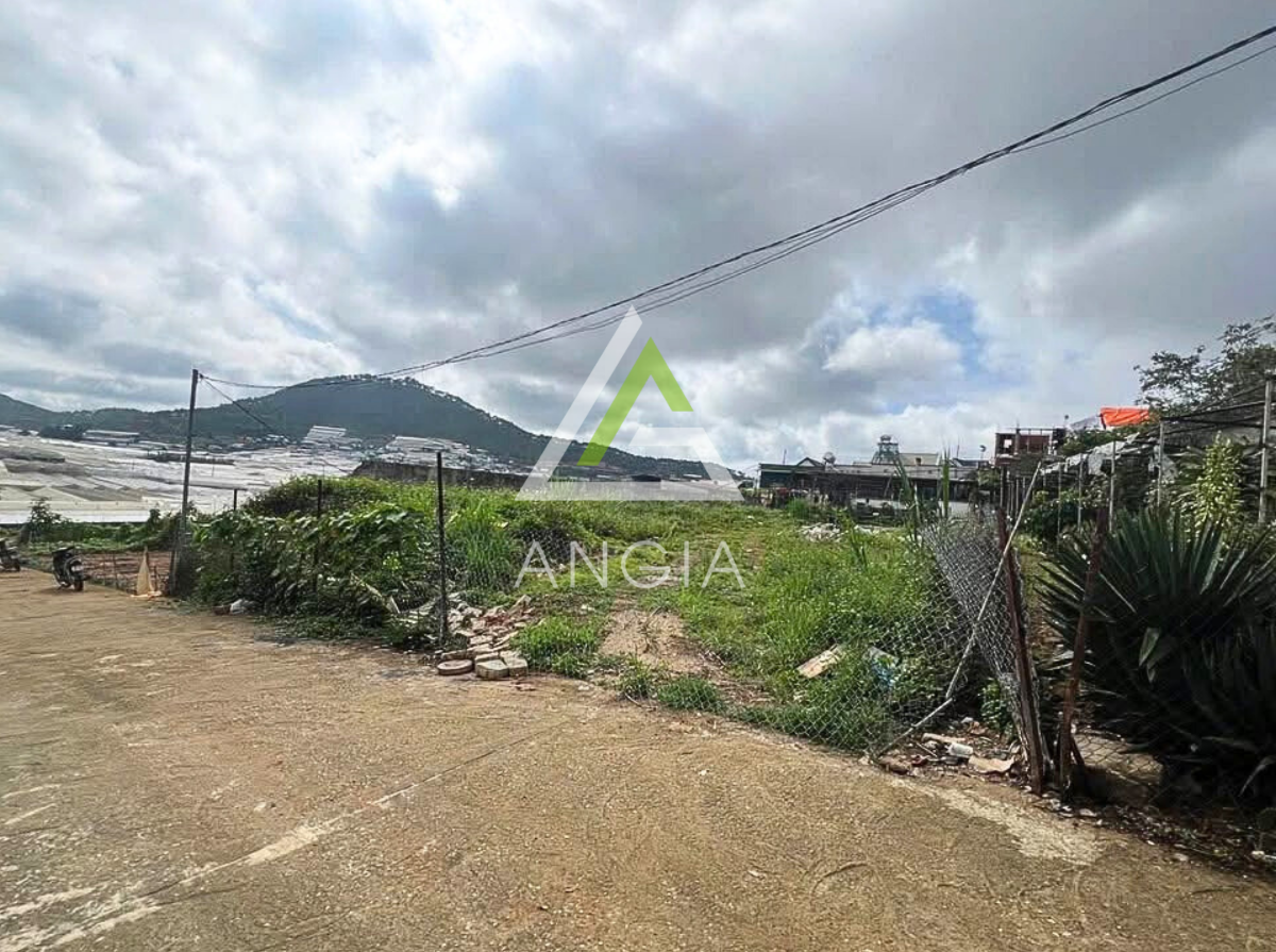Đất Nguyễn Thái Bình - Giá: 21ty