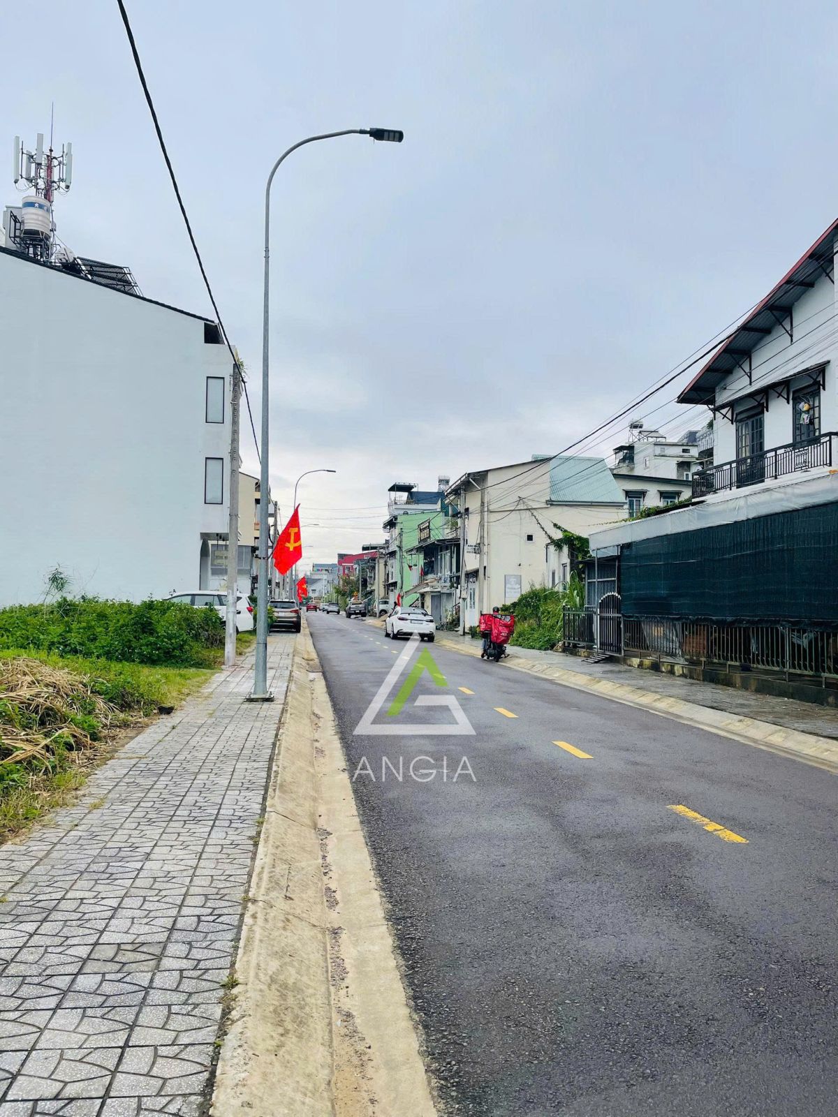 Nhà Phạm Hồng Thái - Giá: 10ty